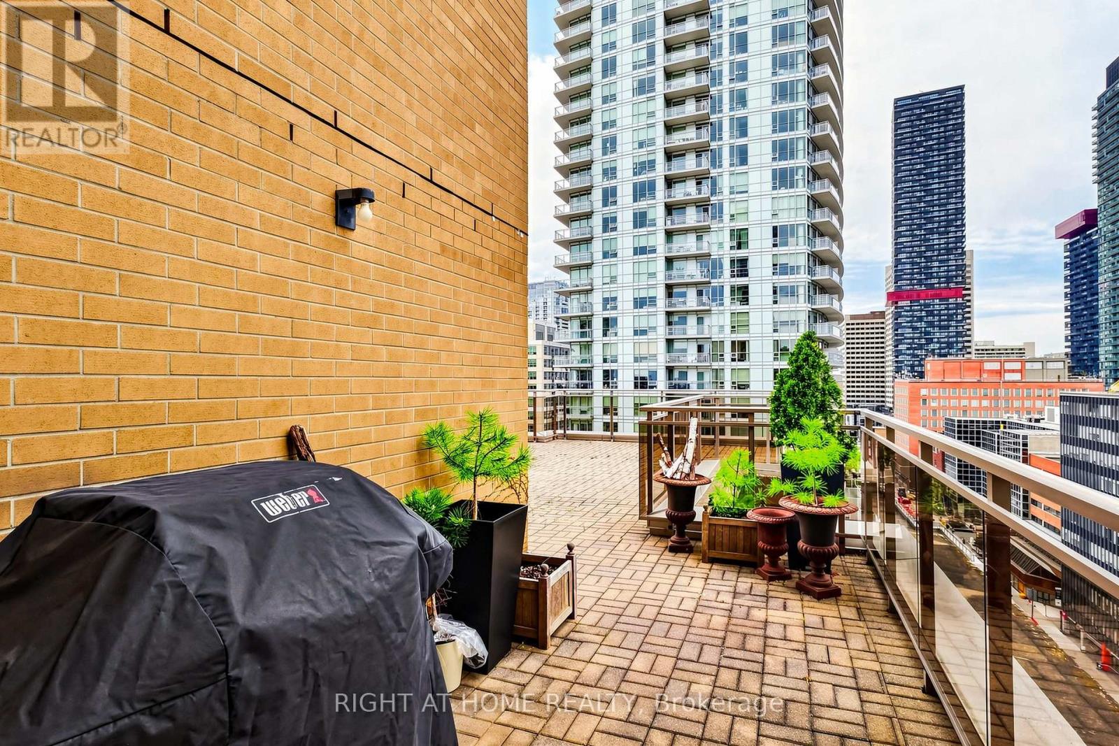 Ph4 - 123 Eglinton Avenue E, Toronto, Ontario  M4P 1J2 - Photo 44 - C13132016