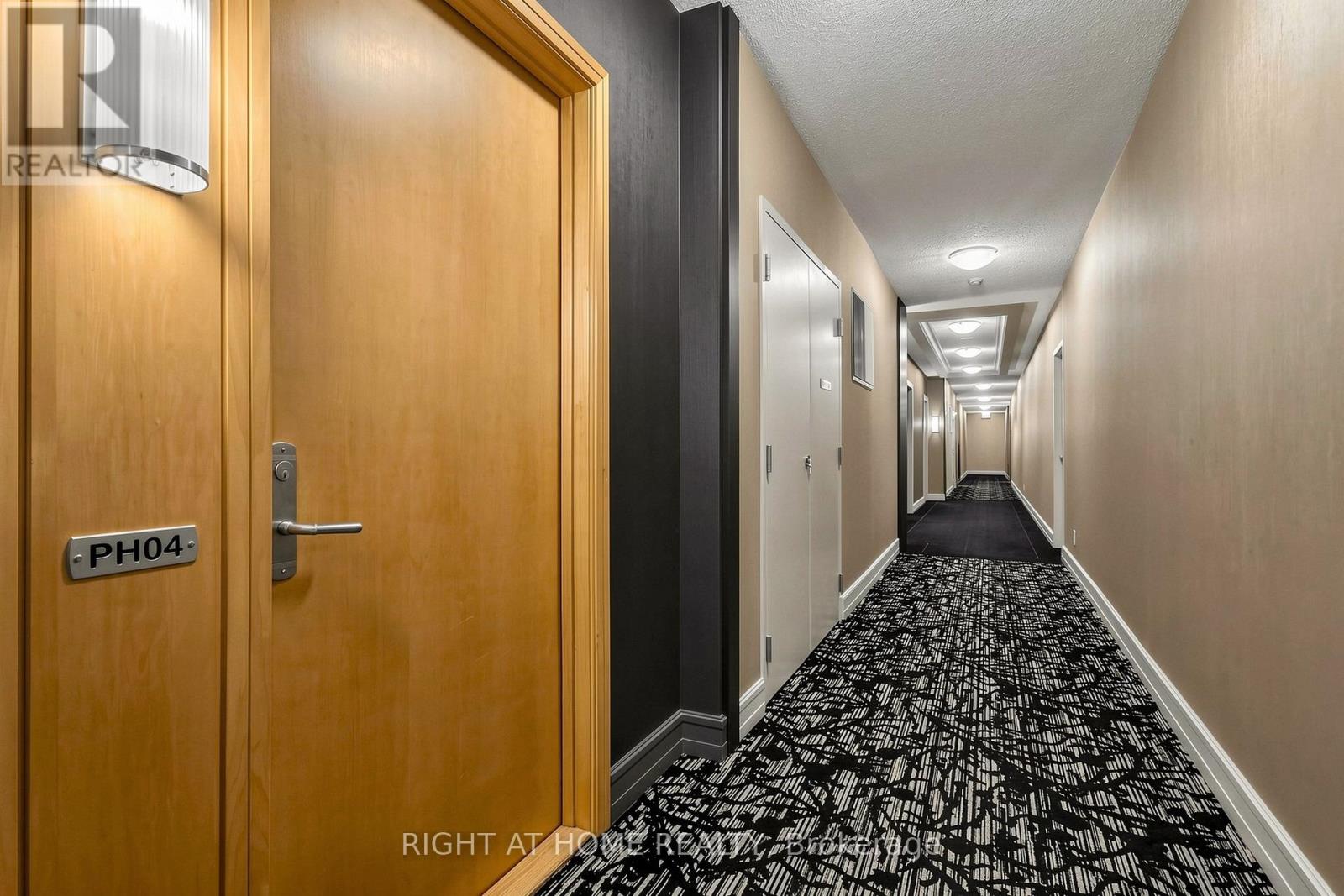 Ph4 - 123 Eglinton Avenue E, Toronto, Ontario  M4P 1J2 - Photo 8 - C13132016