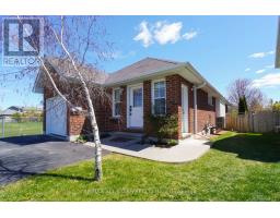 14 LAURENT BOULEVARD, Kawartha Lakes, Ontario