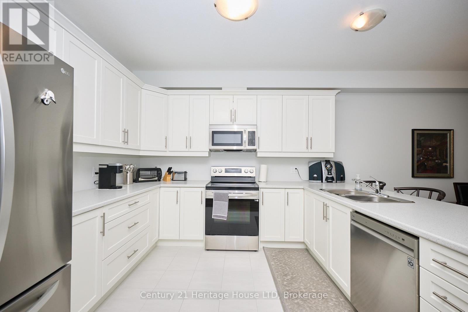 427 Williams Crescent, Fort Erie, Ontario  L2A 4P6 - Photo 4 - X12681838
