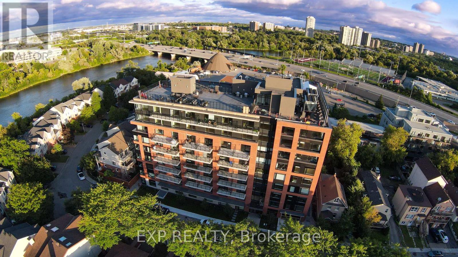 402 - 36 ROBINSON AVENUE, Ottawa, Ontario