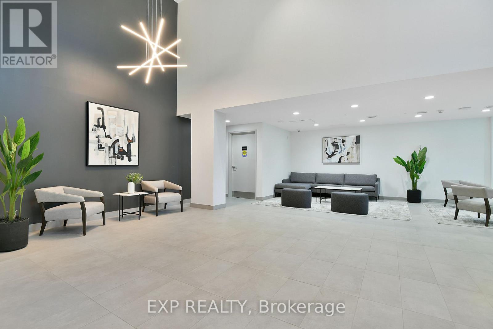 402 - 36 Robinson Avenue, Ottawa, Ontario K1S 8N8 - Photo 3 - X13132148