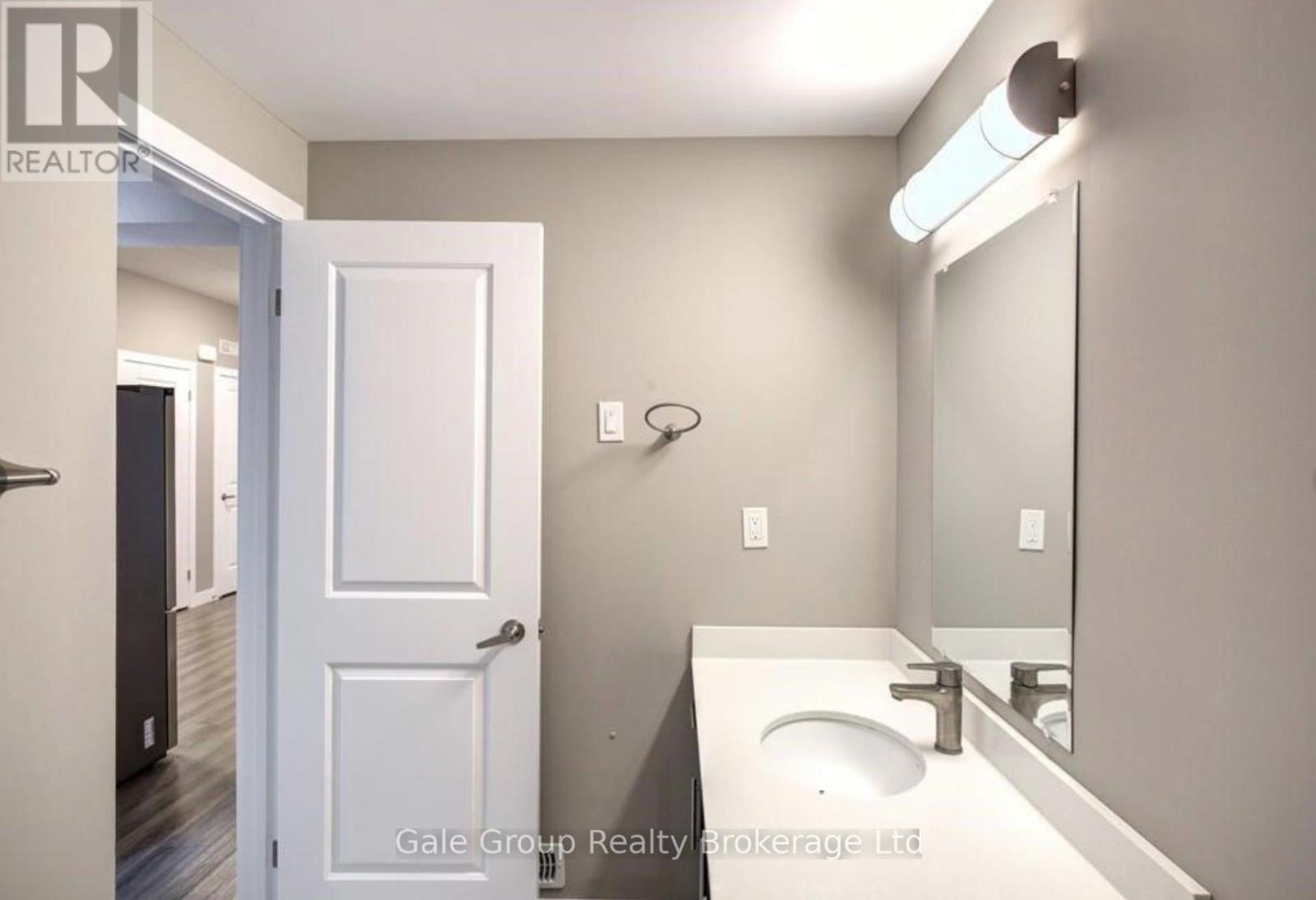 C4 - 439 Athlone Avenue, Woodstock, Ontario  N4V 0C8 - Photo 11 - X13132200