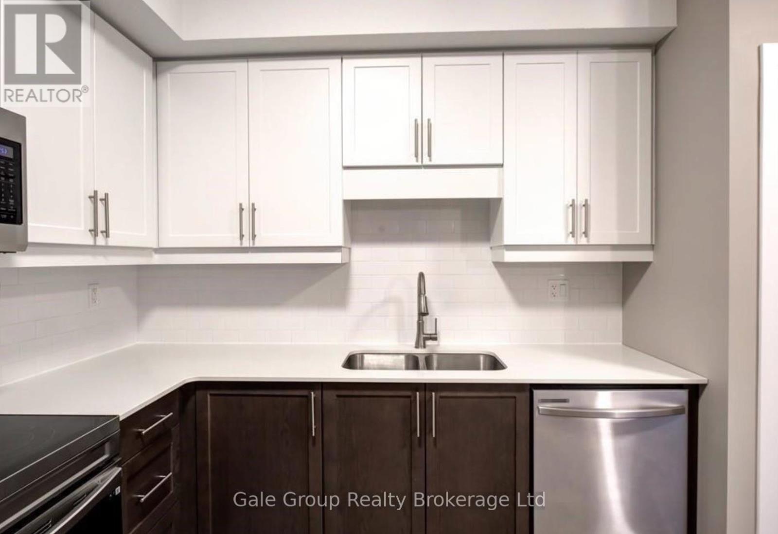 C4 - 439 Athlone Avenue, Woodstock, Ontario  N4V 0C8 - Photo 3 - X13132200