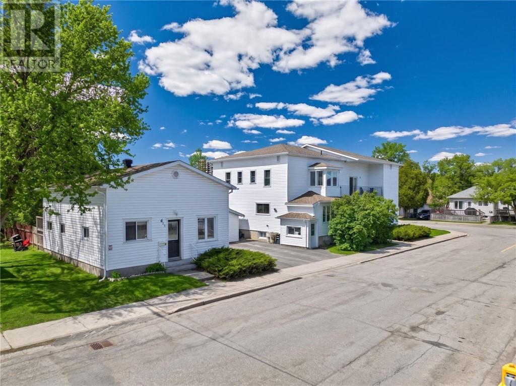 611-619 Laforest Avenue, Sudbury, Ontario  P3C 5J9 - Photo 1 - 2127737