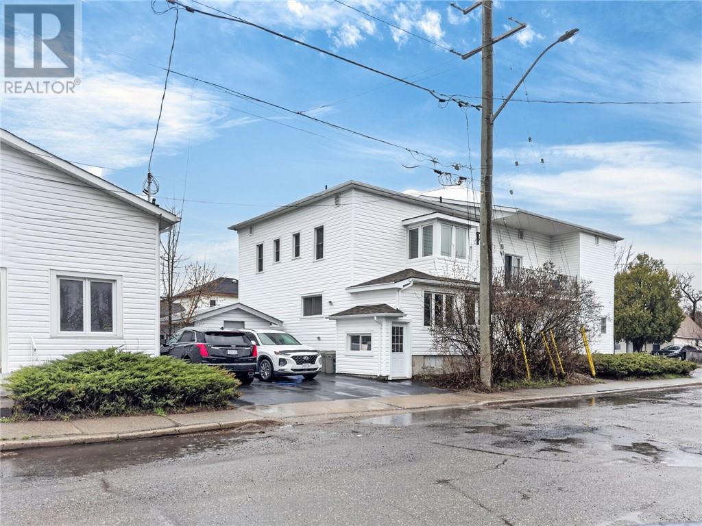 611-619 Laforest Avenue, Sudbury, Ontario  P3C 5J9 - Photo 8 - 2127737