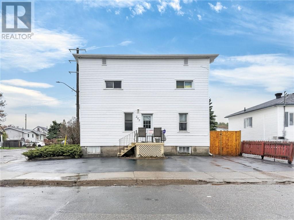 611-619 Laforest Avenue, Sudbury, Ontario  P3C 5J9 - Photo 7 - 2127737