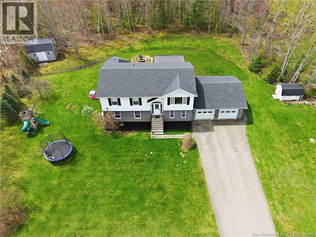 83 Brookdale Drive, Hanwell, New Brunswick  E3C 1M5 - Photo 2 - NB137304