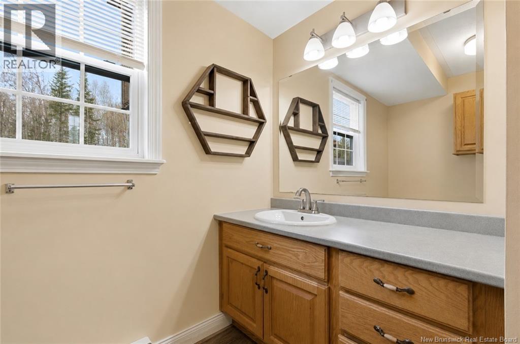 83 Brookdale Drive, Hanwell, New Brunswick  E3C 1M5 - Photo 29 - NB137304