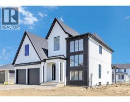 245 CHARLES, Essex, Ontario