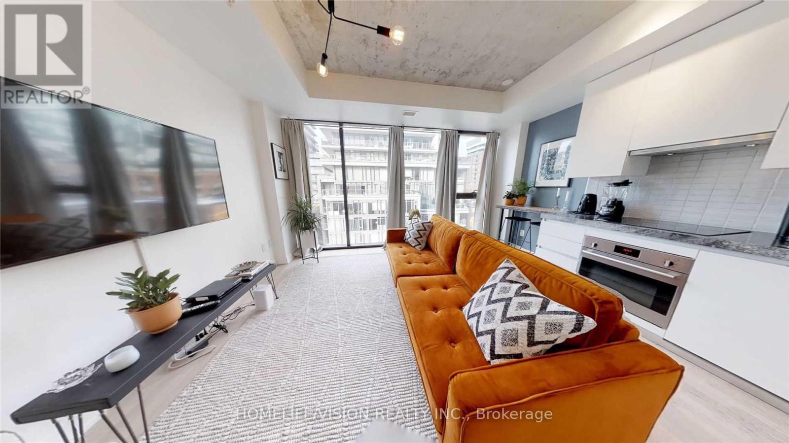 621 - 629 King Street W, Toronto, Ontario M5V 1M5 - Photo 3 - C13131998