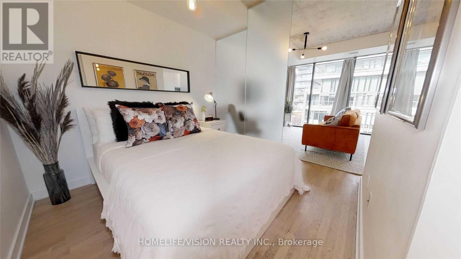 621 - 629 King Street W, Toronto, Ontario M5V 1M5 - Photo 6 - C13131998