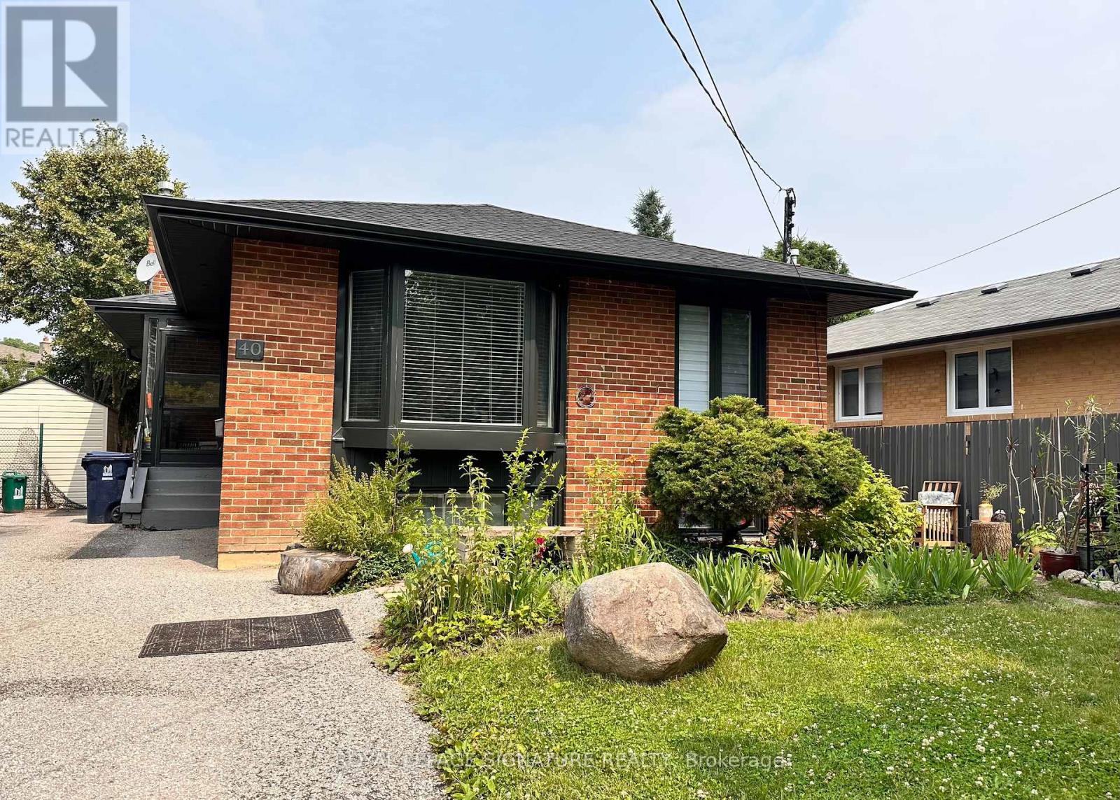 MAIN - 40 WATERFIELD DRIVE, Toronto, Ontario