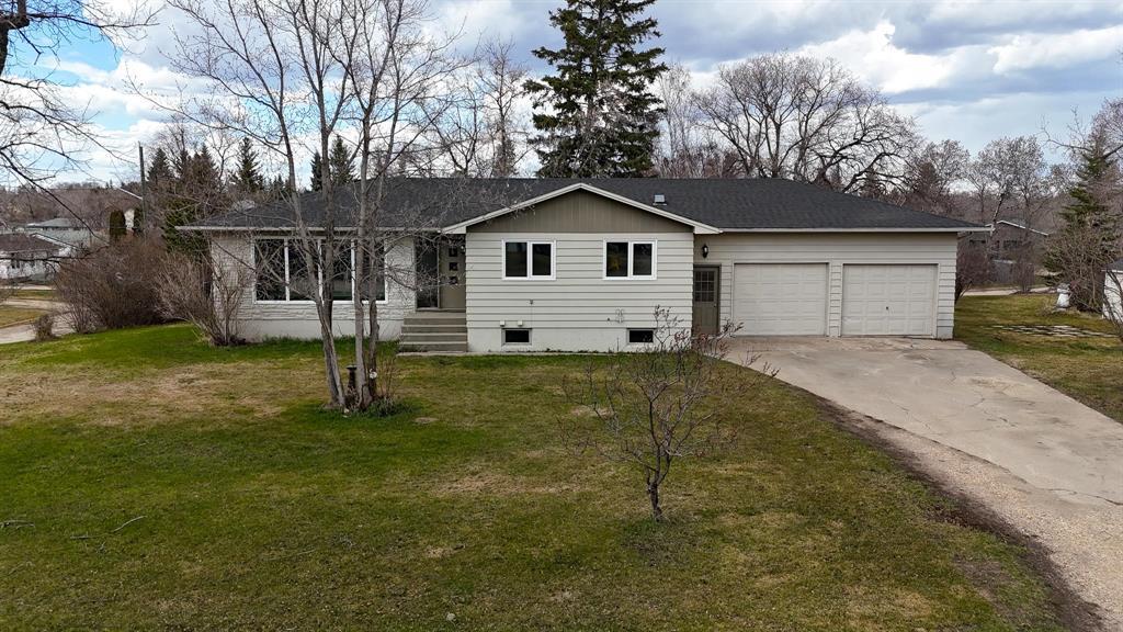225 2nd Avenue N, Swan River, Manitoba  R0L 1Z0 - Photo 0 - 202600881