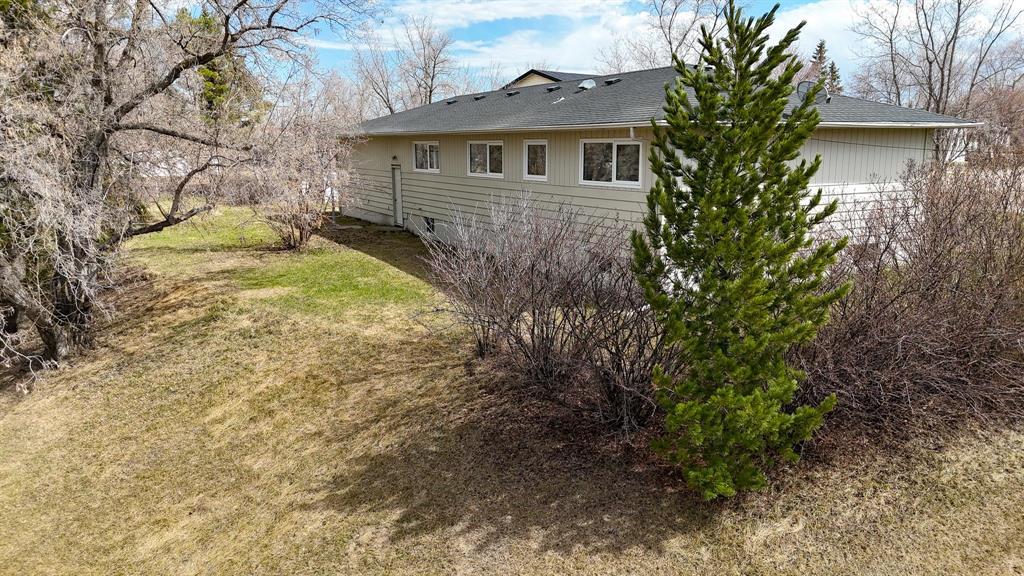 225 2nd Avenue N, Swan River, Manitoba  R0L 1Z0 - Photo 1 - 202600881