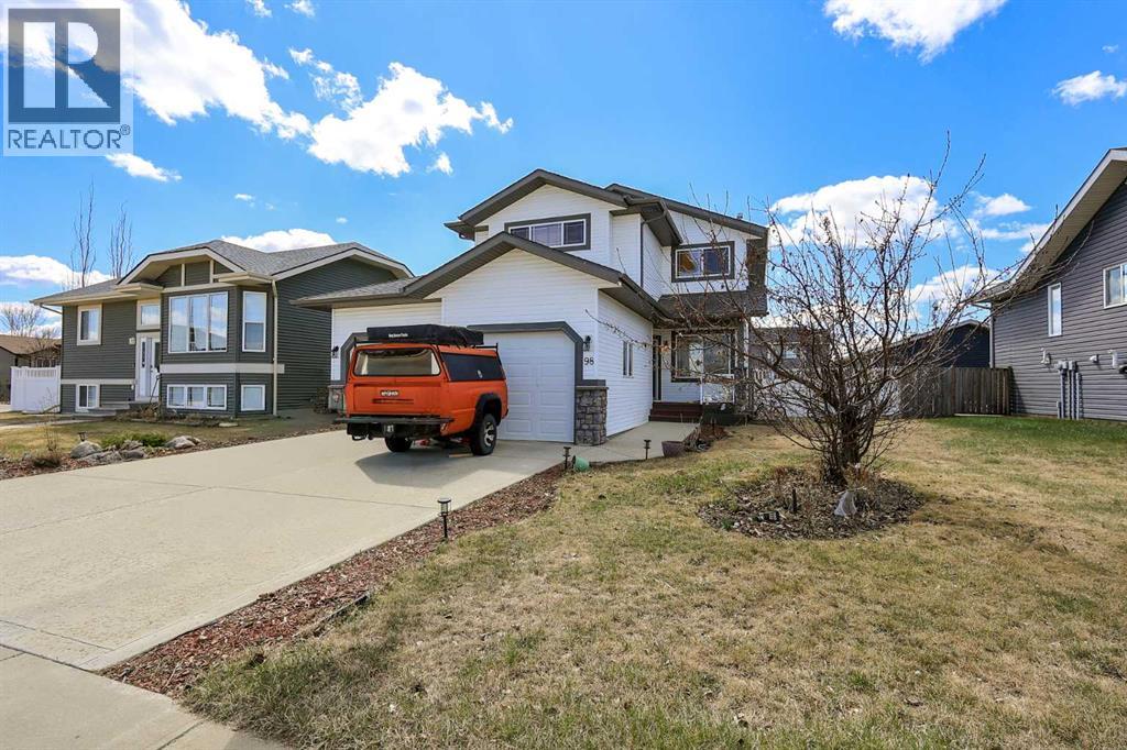 98 Pine Crescent, blackfalds, Alberta