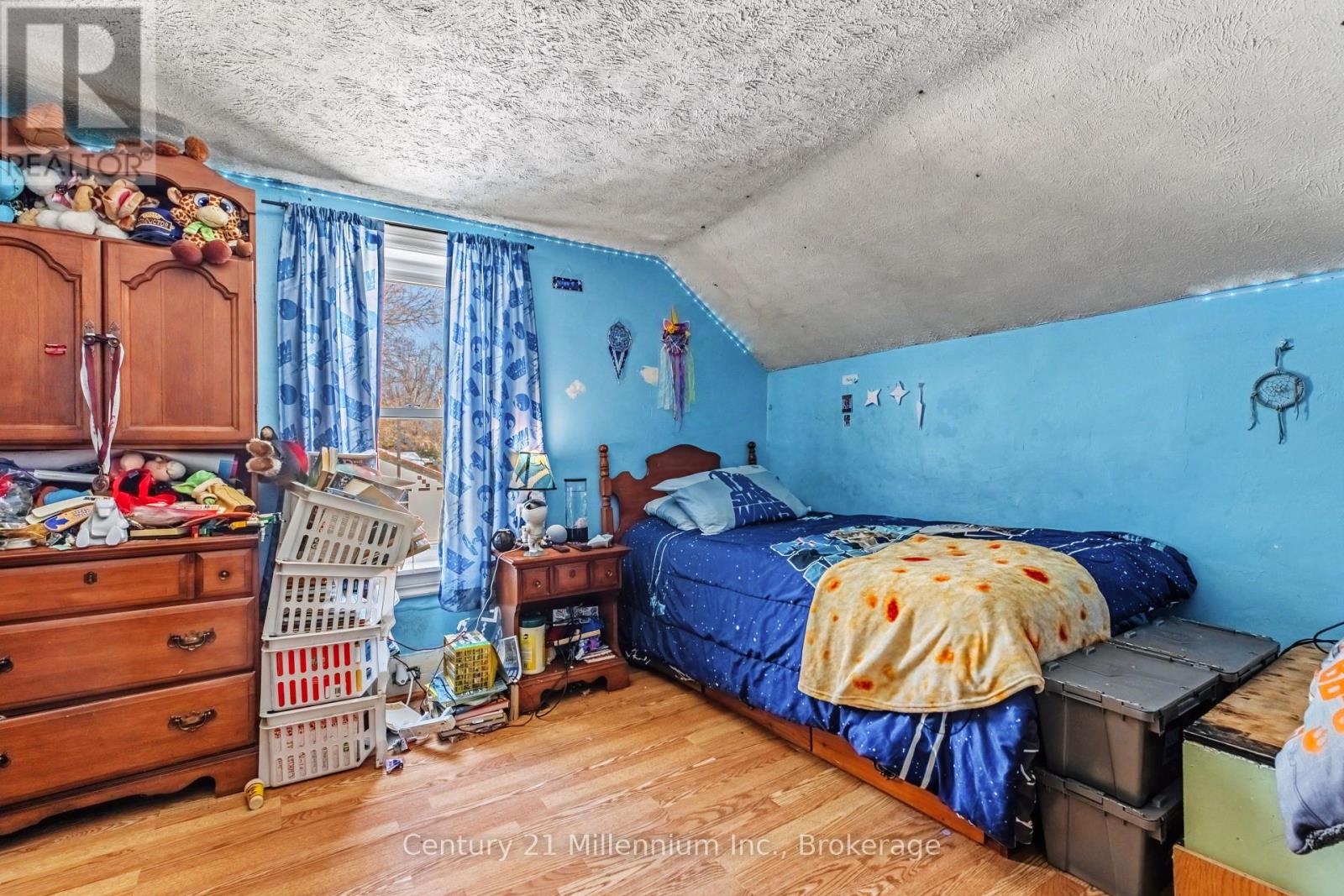 15 Ellen Street, Grey Highlands, Ontario  N0C 1E0 - Photo 20 - X12853390