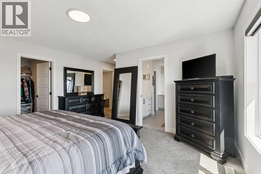 160 Precedence Hill, Cochrane, Alberta  T4C 2T6 - Photo 33 - A2310348