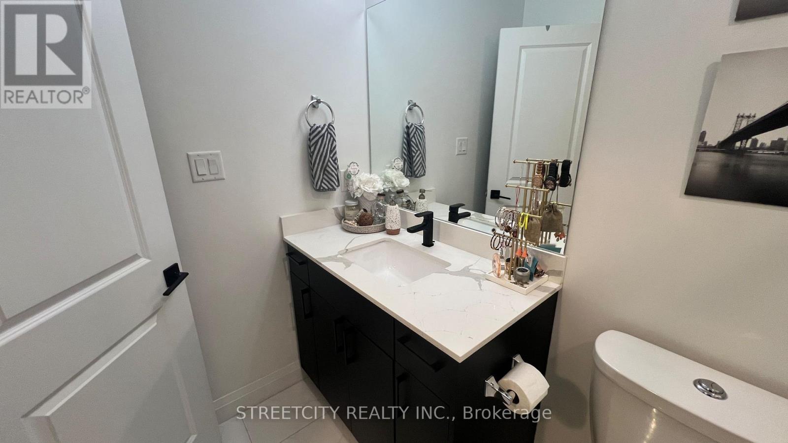 31 - 3900 Savoy Street E, London South, Ontario  N6P 0A3 - Photo 13 - X13132344