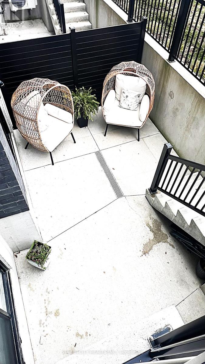 31 - 3900 Savoy Street E, London South, Ontario  N6P 0A3 - Photo 3 - X13132344
