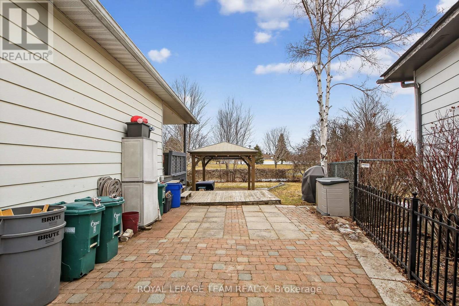 44 Ballantrae Way, Ottawa, Ontario K2L 1N5 - Photo 37 - X13132334