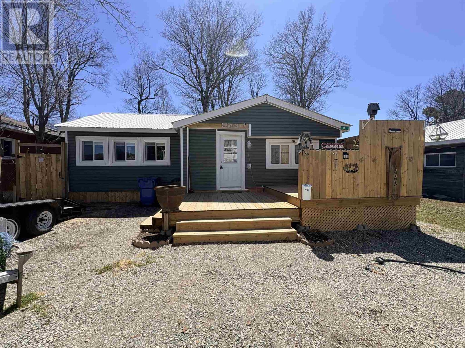 8 Wildwood DR, Heyden, Ontario