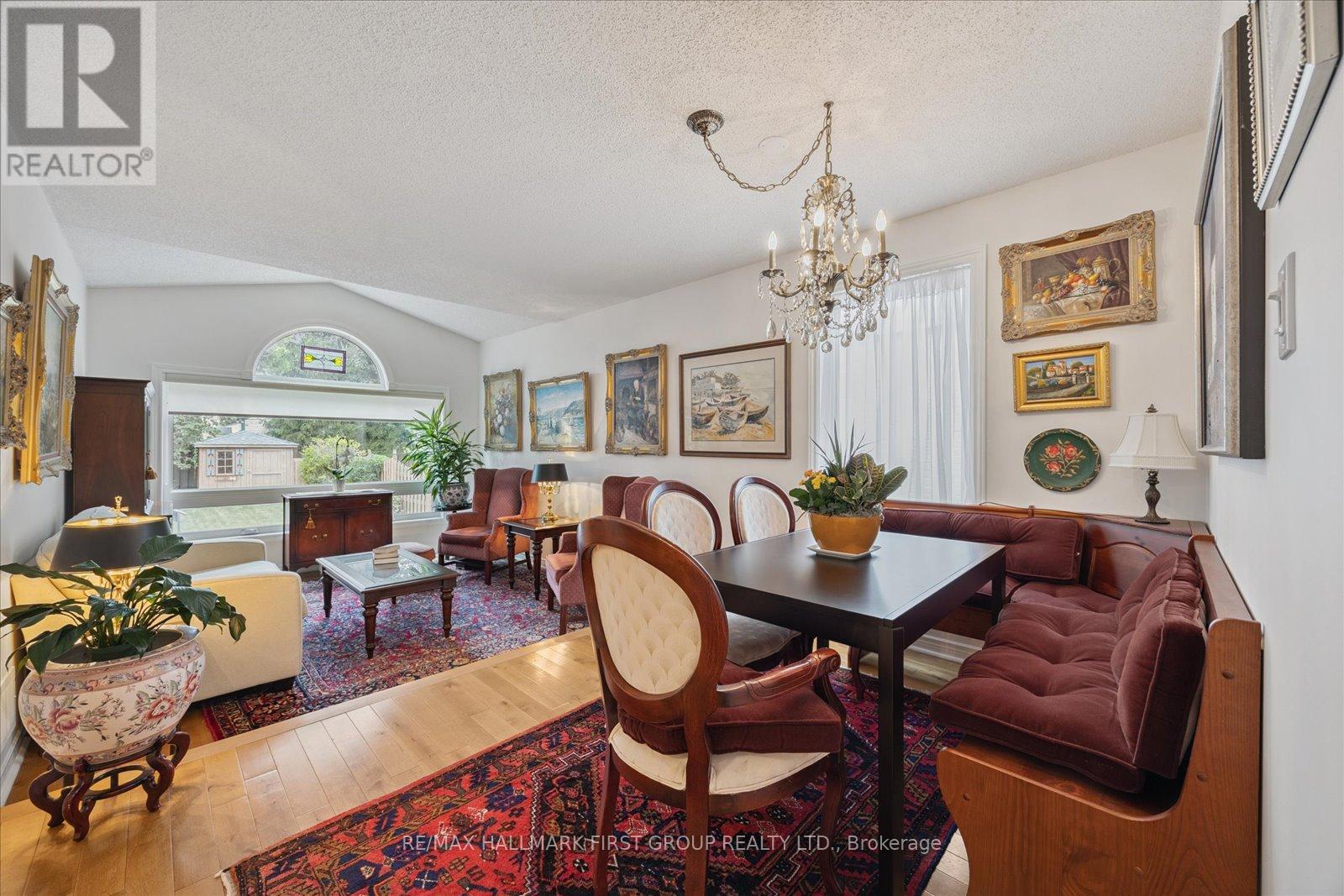 412 Athol Street, Whitby, Ontario  L1N 3Z6 - Photo 8 - E13132280