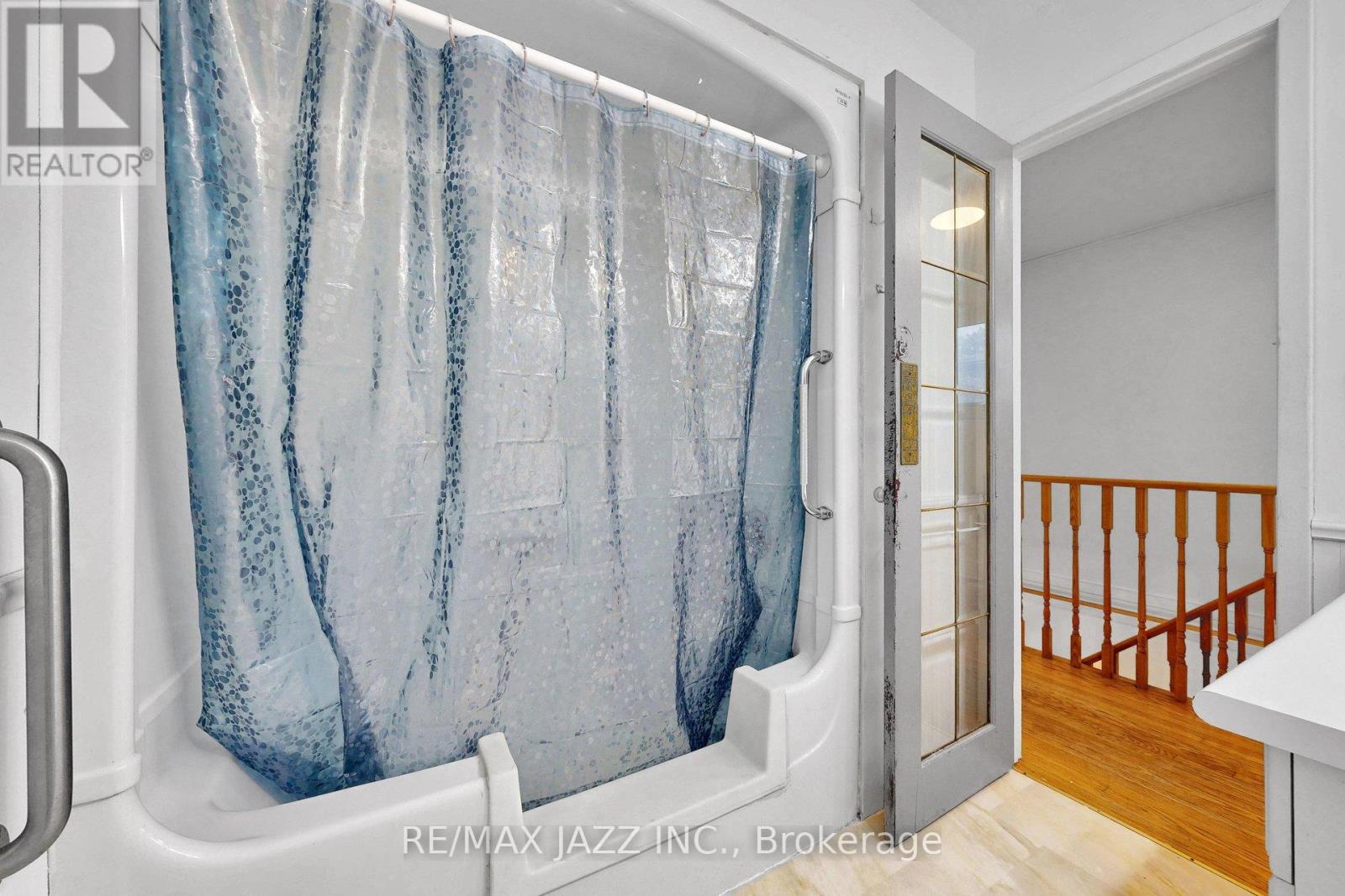 1947 Bonnymede Drive, Mississauga, Ontario  L5J 1E4 - Photo 23 - W13132292