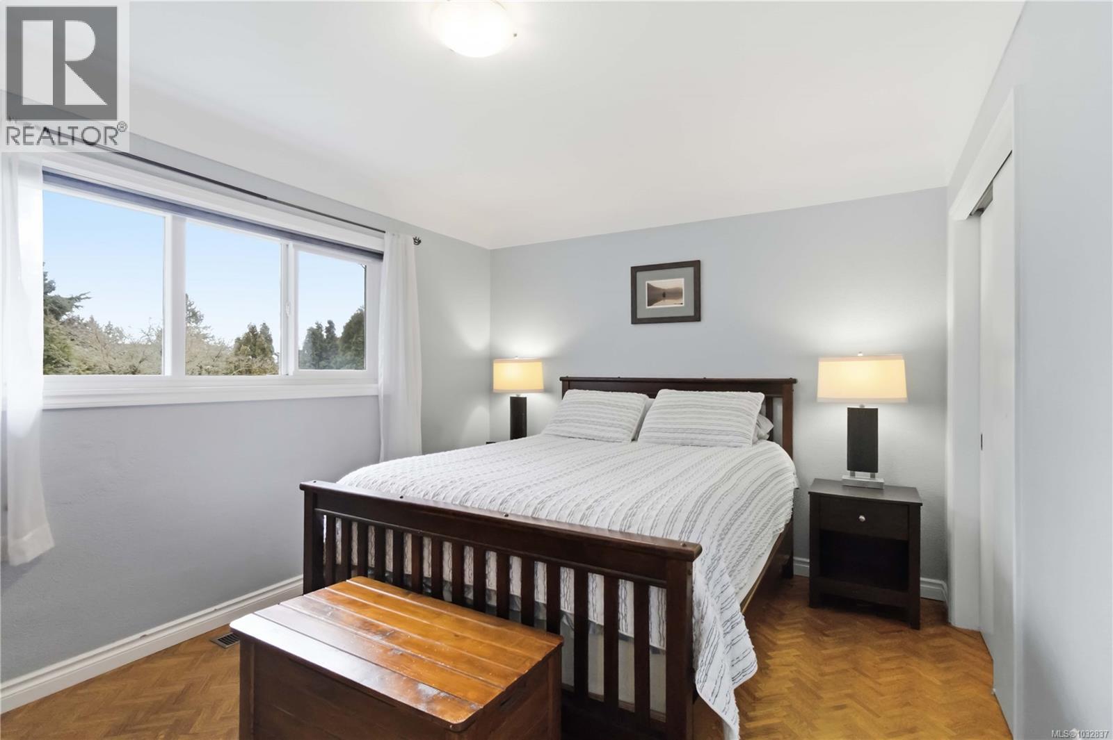 751 Cameo St, Saanich, British Columbia  V8X 3R9 - Photo 13 - 1032837