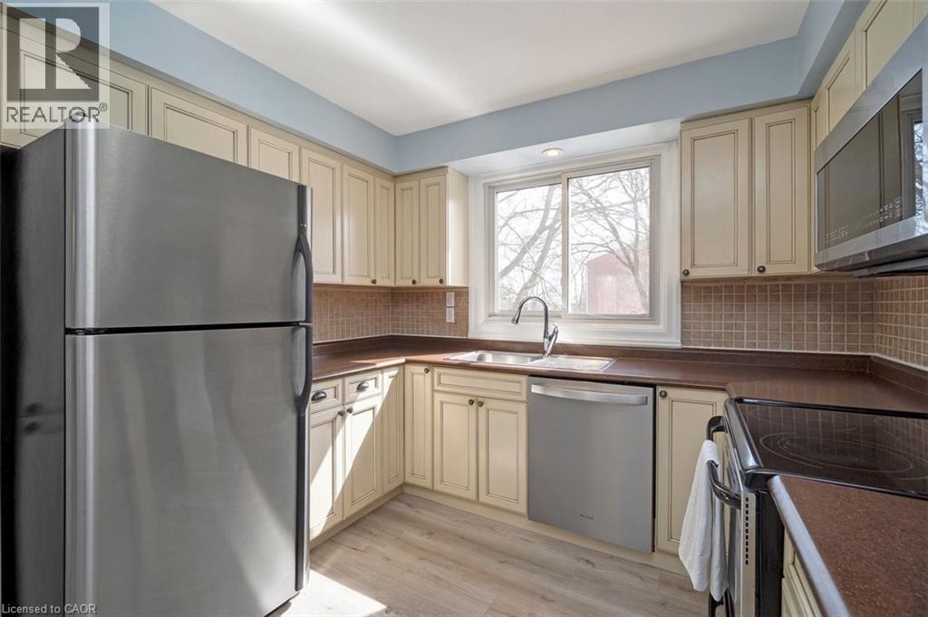 121 Morgan Avenue Unit# 7, Kitchener, Ontario  N2A 2M4 - Photo 4 - 40830127