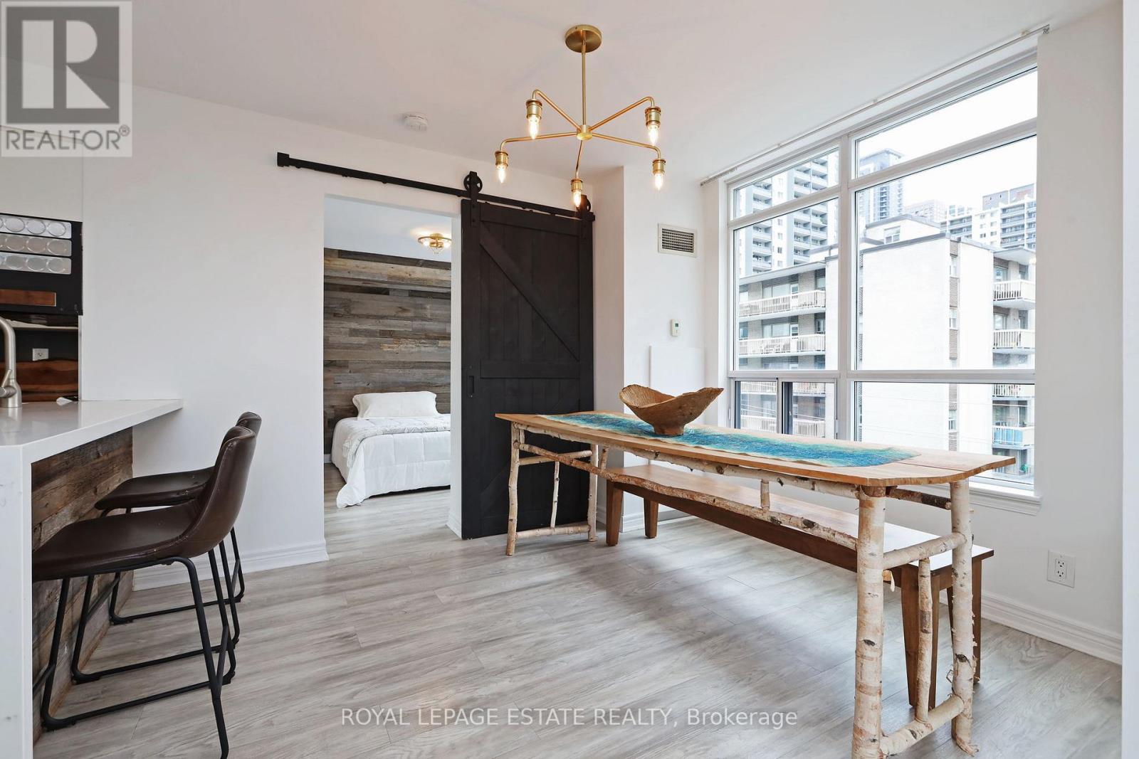 512 - 225 Wellesley Street E, Toronto, Ontario  M4X 1X8 - Photo 13 - C13132274