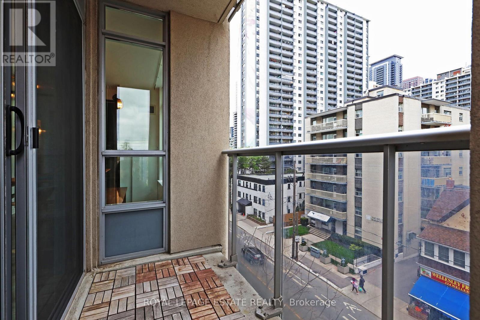 512 - 225 Wellesley Street E, Toronto, Ontario  M4X 1X8 - Photo 22 - C13132274