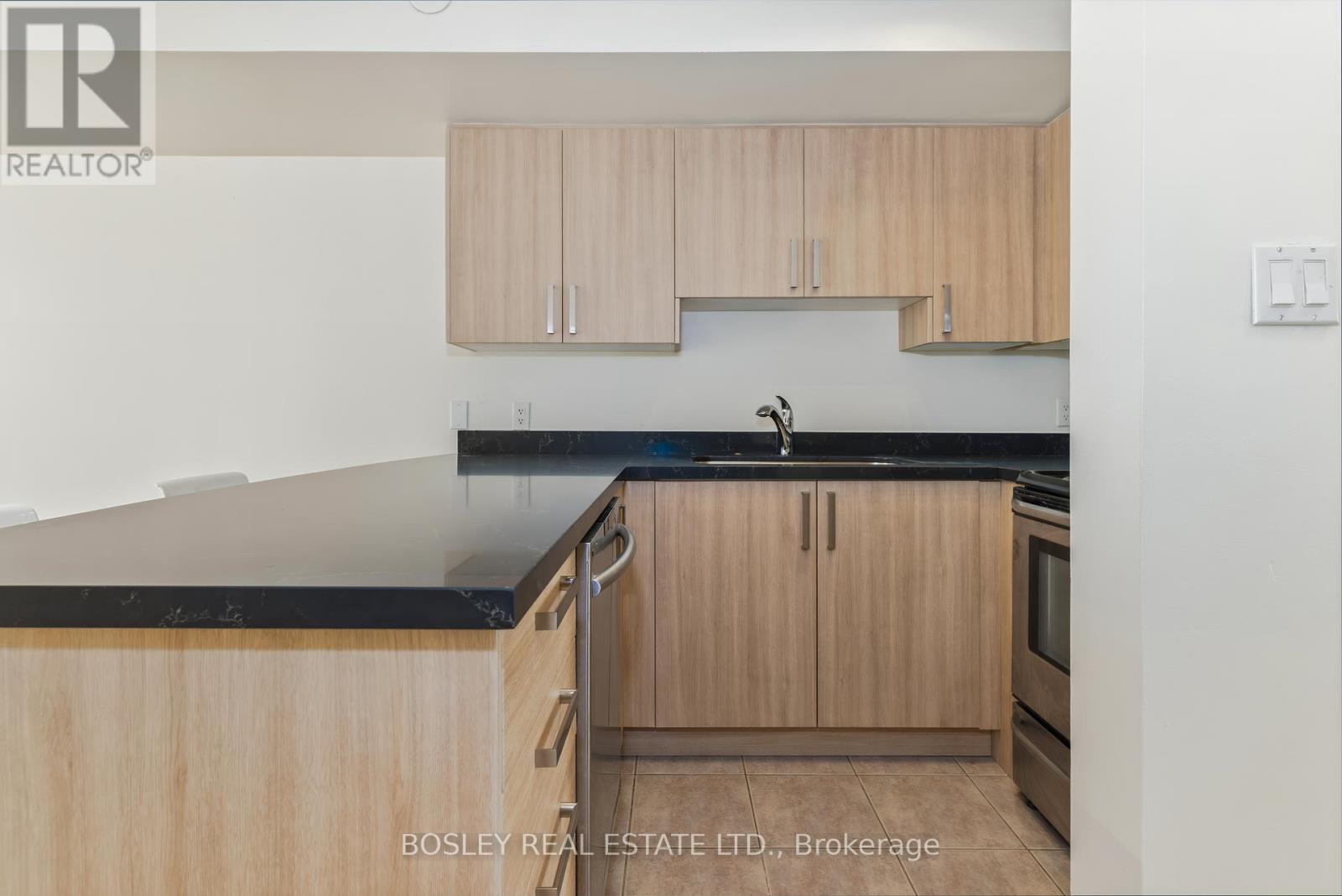 606 - 100 Strachan Avenue, Toronto, Ontario  M6K 3M6 - Photo 9 - C13132294