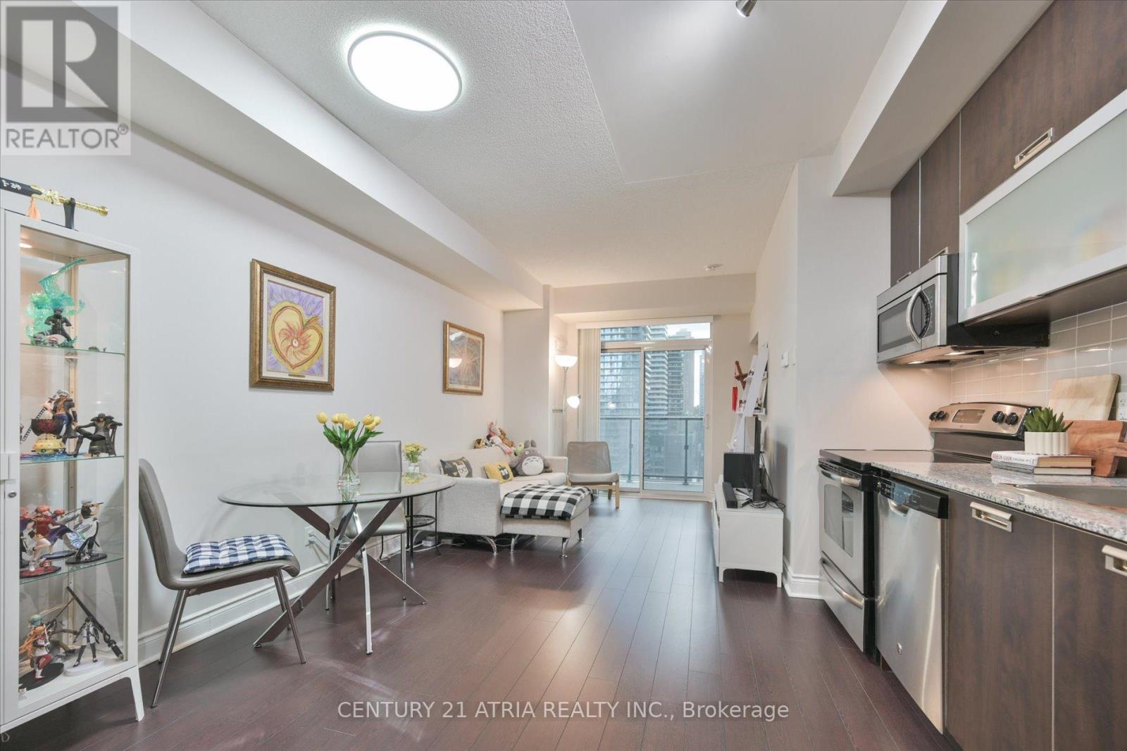 1907 - 28 Ted Rogers Way, Toronto, Ontario  M4Y 2J4 - Photo 7 - C13132308