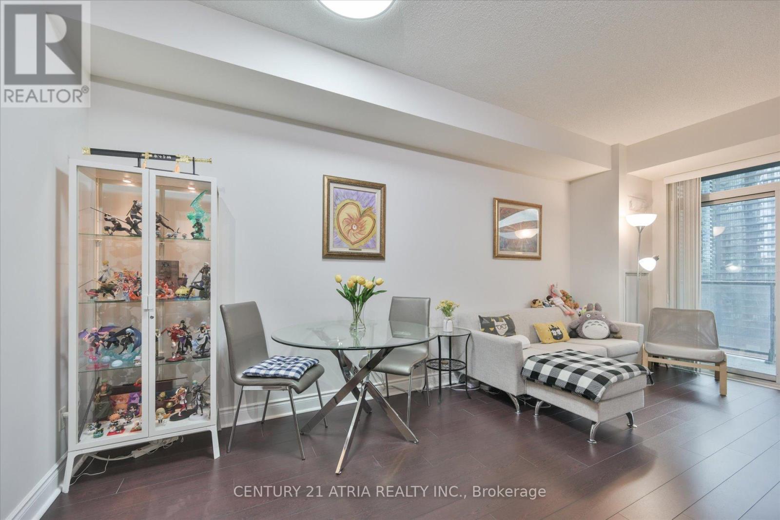 1907 - 28 Ted Rogers Way, Toronto, Ontario  M4Y 2J4 - Photo 8 - C13132308