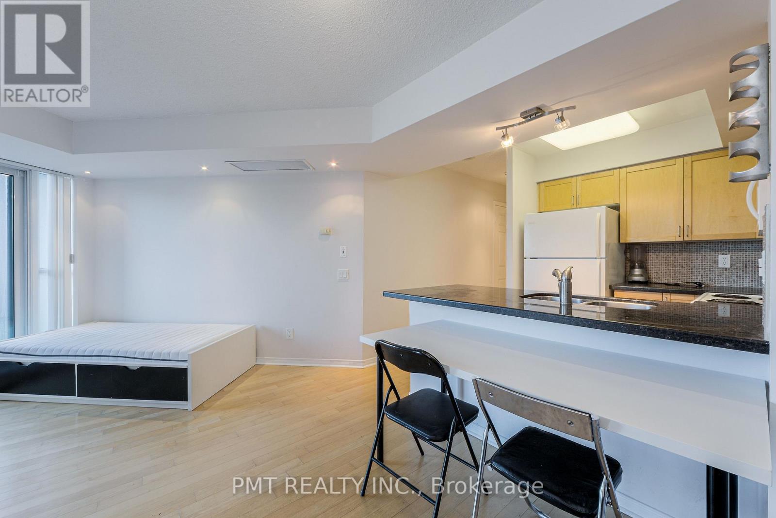 303 - 28 Harrison Garden Boulevard, Toronto, Ontario M2N 7B5 - Photo 9 - C13132366