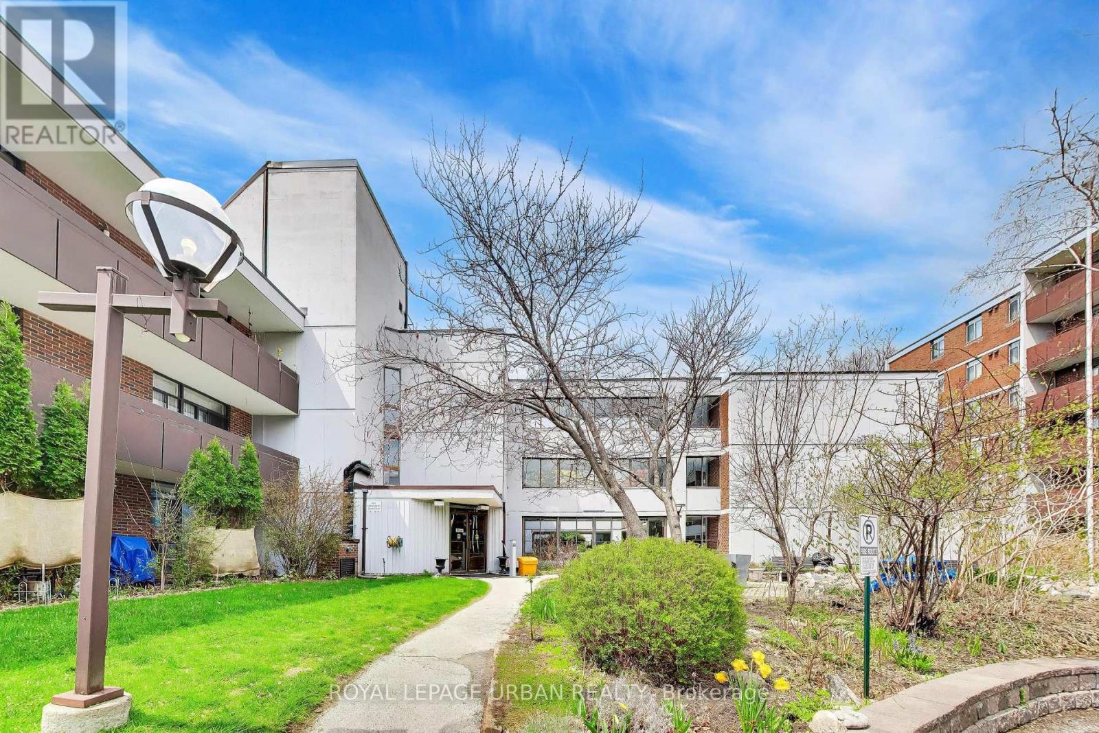 4-104 - 50 OLD KINGSTON ROAD, Toronto, Ontario