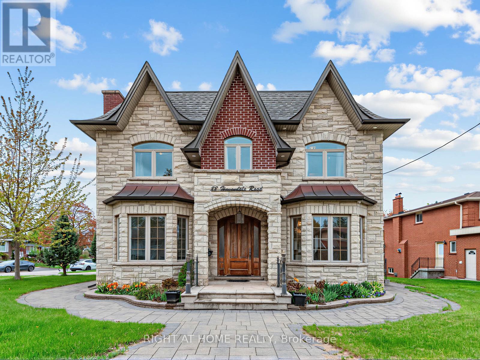 88 HAVENDALE ROAD, Toronto, Ontario