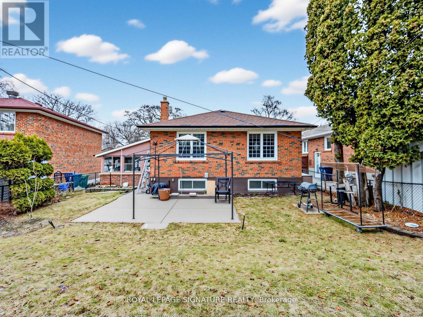 7 Jarwick Drive, Toronto, Ontario  M1H 2H1 - Photo 41 - E13132348