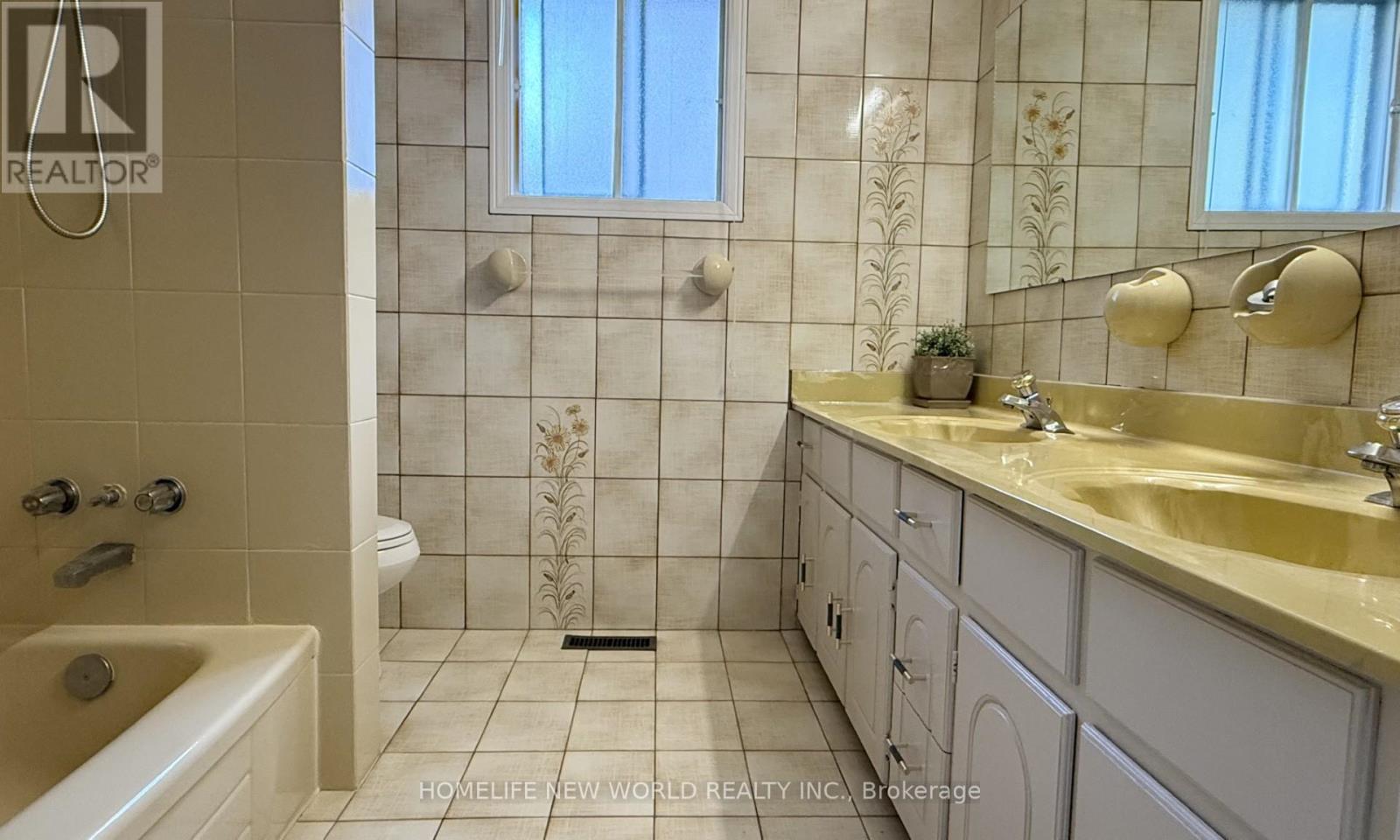 93 Willowbrook Road, Markham, Ontario  L3T 5K7 - Photo 30 - N13132346