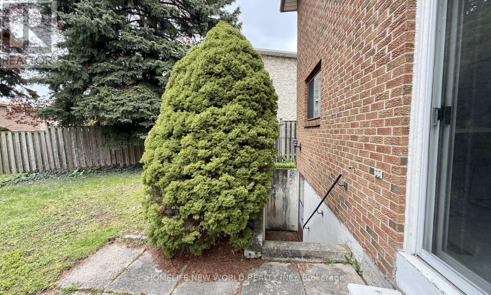 93 Willowbrook Road, Markham, Ontario  L3T 5K7 - Photo 38 - N13132346