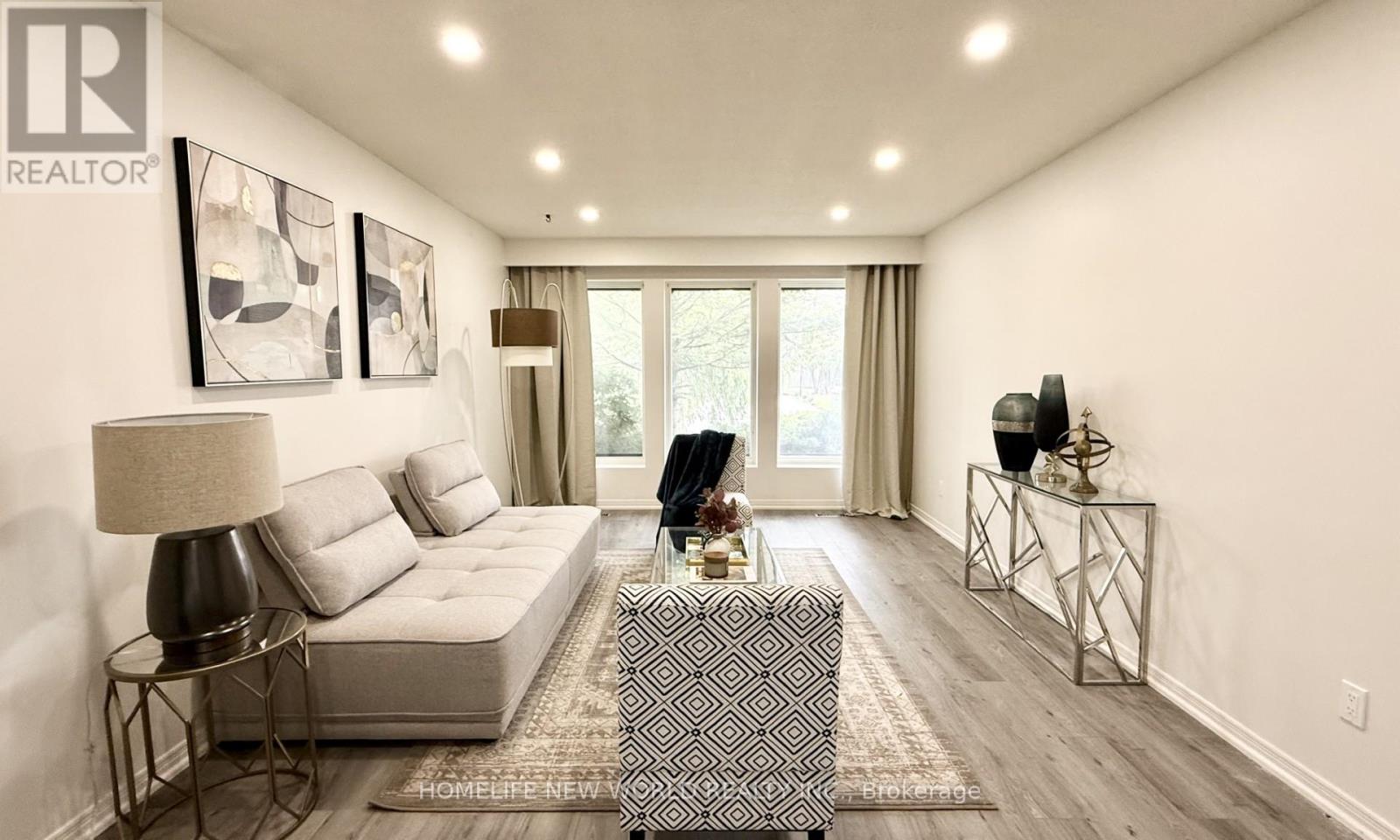 93 Willowbrook Road, Markham, Ontario  L3T 5K7 - Photo 4 - N13132346