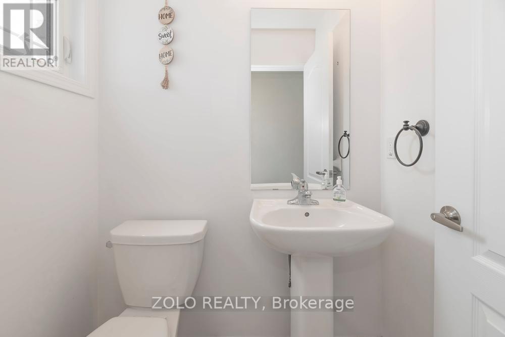 19 Frank's Way, Barrie (Allandale), Ontario  L4N 3J1 - Photo 11 - S13132222