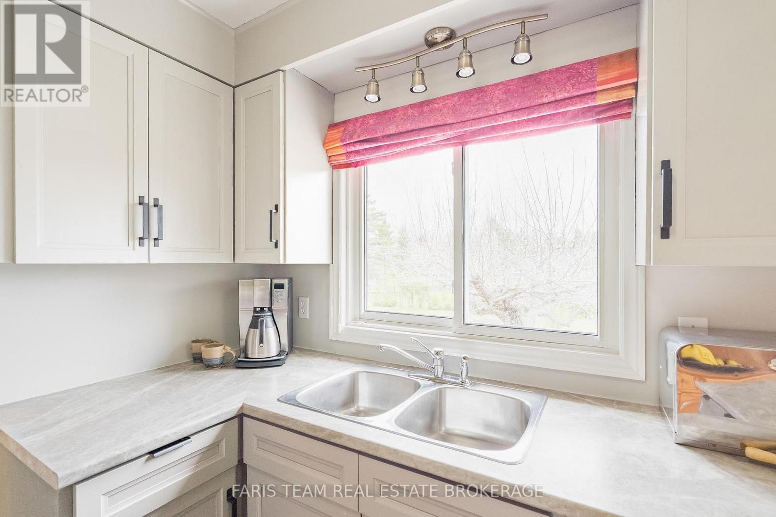 506 Line 11 S, Oro-Medonte, Ontario  L0L 1T0 - Photo 8 - S13132384
