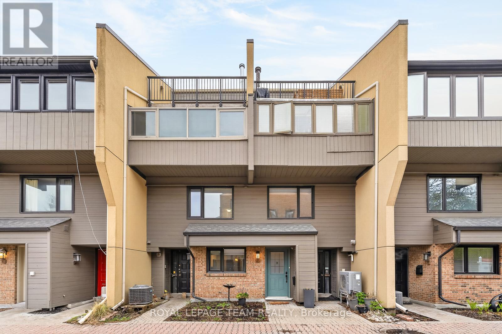10 - 290 CATHCART STREET, Ottawa, Ontario