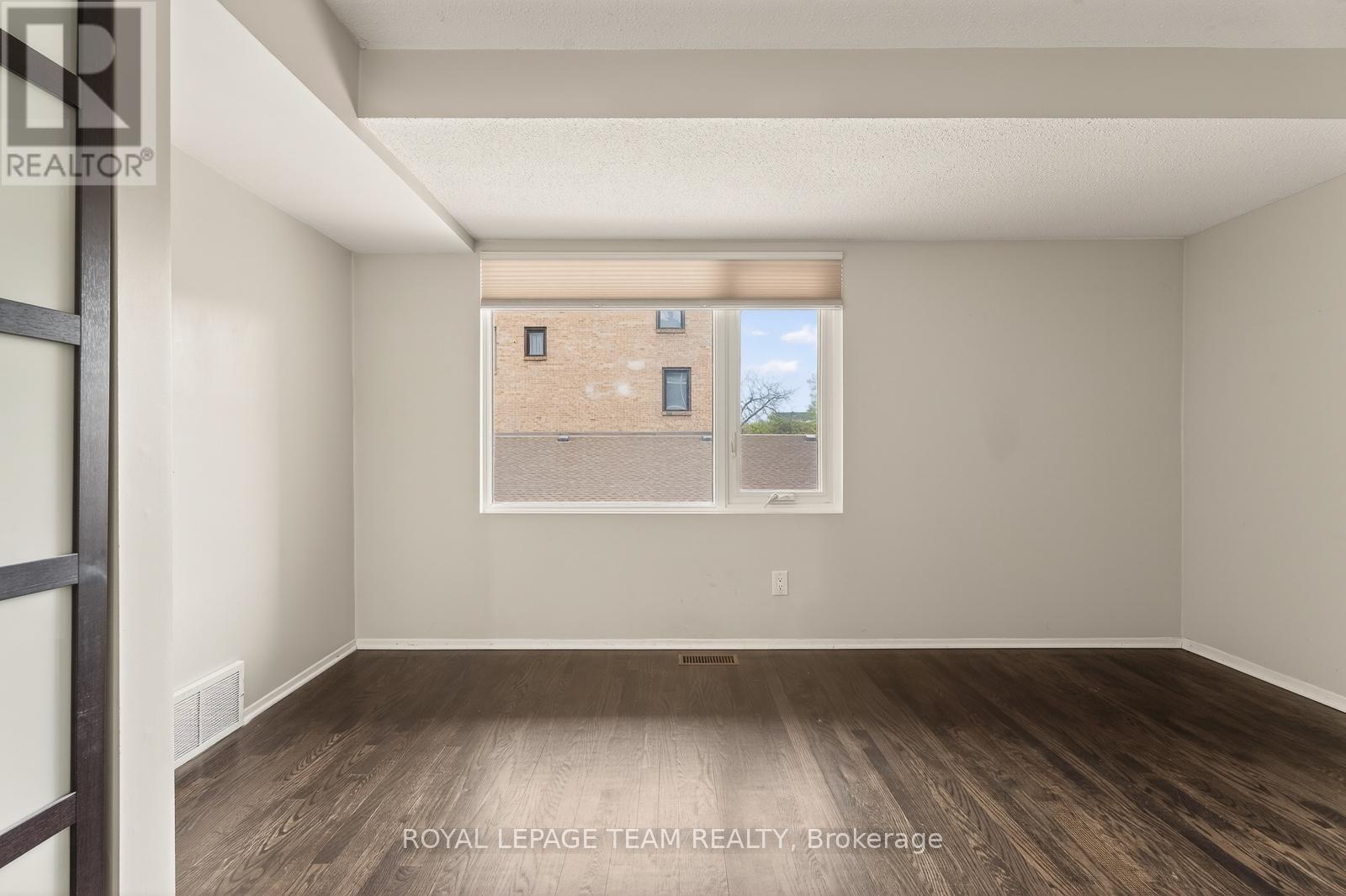 10 - 290 Cathcart Street, Ottawa, Ontario  K1N 5C4 - Photo 33 - X12800850