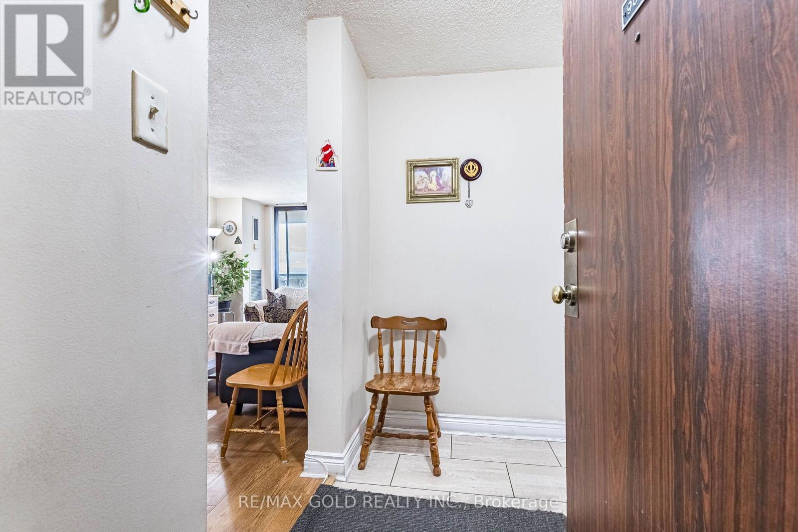 903 - 17 Knightsbridge Road, Brampton, Ontario  L6T 3X9 - Photo 8 - W13129210