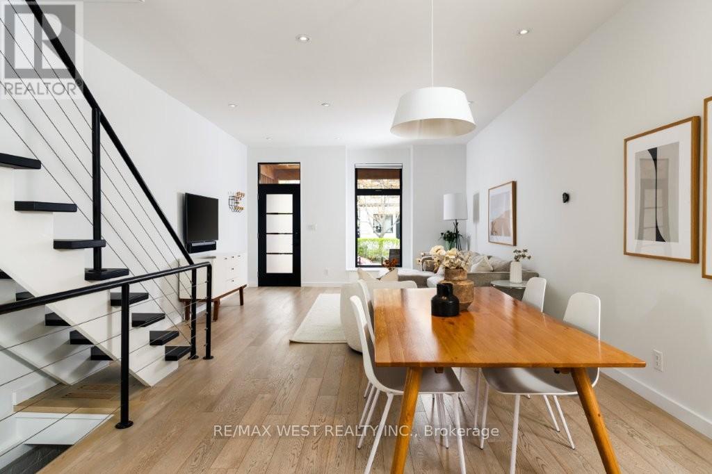 110 Fern Avenue, Toronto, Ontario  M6R 1K3 - Photo 14 - W13128978