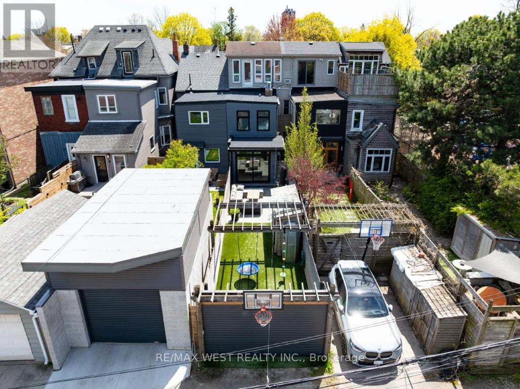 110 Fern Avenue, Toronto, Ontario  M6R 1K3 - Photo 47 - W13128978