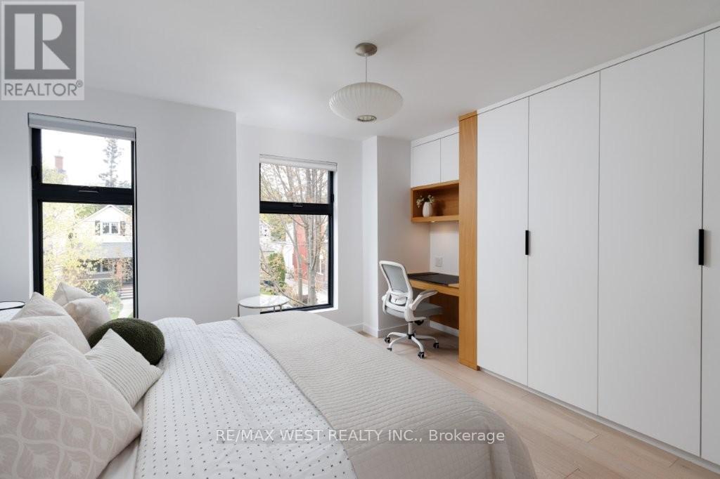 110 Fern Avenue, Toronto, Ontario  M6R 1K3 - Photo 31 - W13128978
